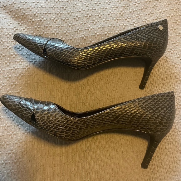 Snake Black Nine West Heels - Picture 3 of 4